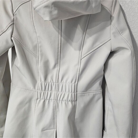 Tommy Hilfiger Jacket - Picture 12 of 14